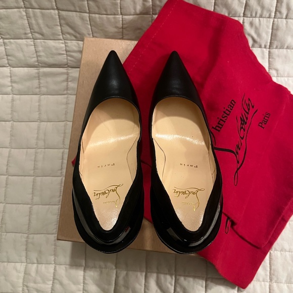 NEVER WORN Christian Louboutin Super Pump with dust covers and box. - Picture 7 of 7